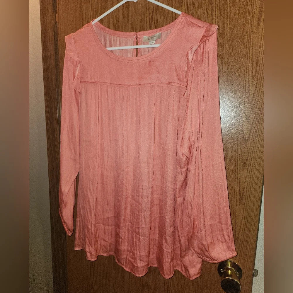 Loft Outlet Size Large Coral Pink Long Sleeve Blouse